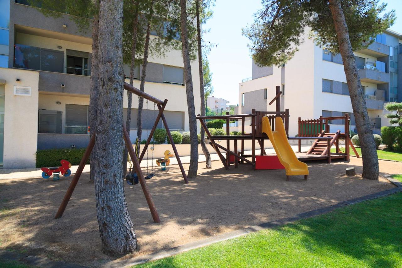 Uhc Salou Villa Family Complex Exterior foto